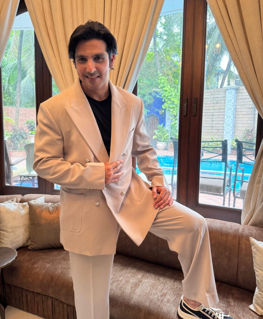 जन्मदिन के मौके पर ज़ायेद ख़ान ने डिजिटल डेब्यू से पहले कहा ‘ज़िंदगी खूबसूरत होने जा रही है’