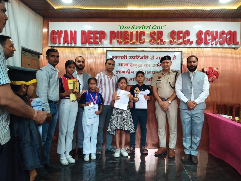 Annual result program organized in Gyandeep Public Senior Secondary School