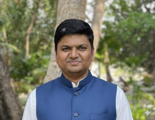 मेज़ एक, टिफिन अनेक: हरियाणा भाजपा के संगठन की असली तस्वीर Abhas Agarwal State Media Panelist District Spokesperson BJP Faridabad