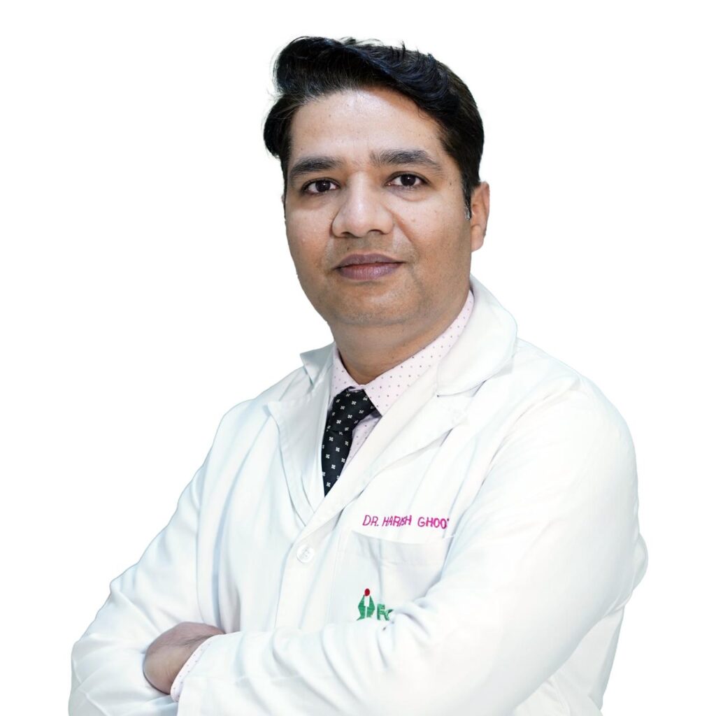 फोर्टिस एस्कॉर्ट्स ने एडवांस हिप सर्जरी से लौटाई बुजुर्ग मरीजों की मोबिलिटी Dr. Harish Ghoota, Director, Orthopaedics, Fortis Escorts Hospital, Faridabad