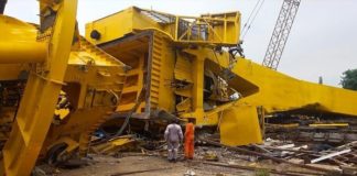 18 laborers hit by falling cranes in Visakhapatnam, out of which ten laborers died