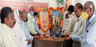 Social workers paid tribute to Swami Brahmananda on the 37th Nirvana Day