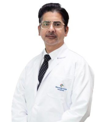 Dr. Kunal Bahrani is the Director and HOD of Neurology Department.