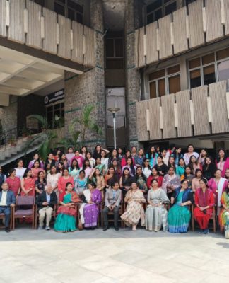 International Women's Day: Renu Bhatia lit the lamp and congratulated women