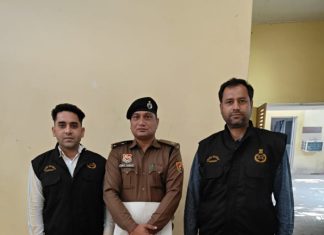 The accused who robbed a passenger in a cab was caught by the Crime Branch